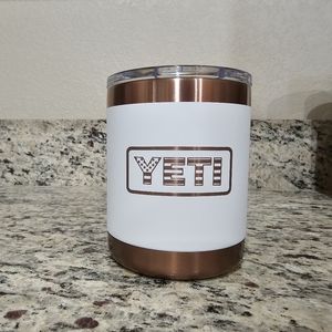 YETI 10oz FOLDS OF HONOR WHITE